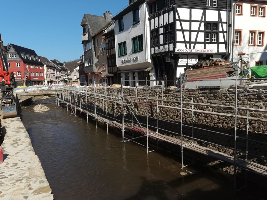 Gerüstbau Bad Münstereifel Erftmauer Sanierung